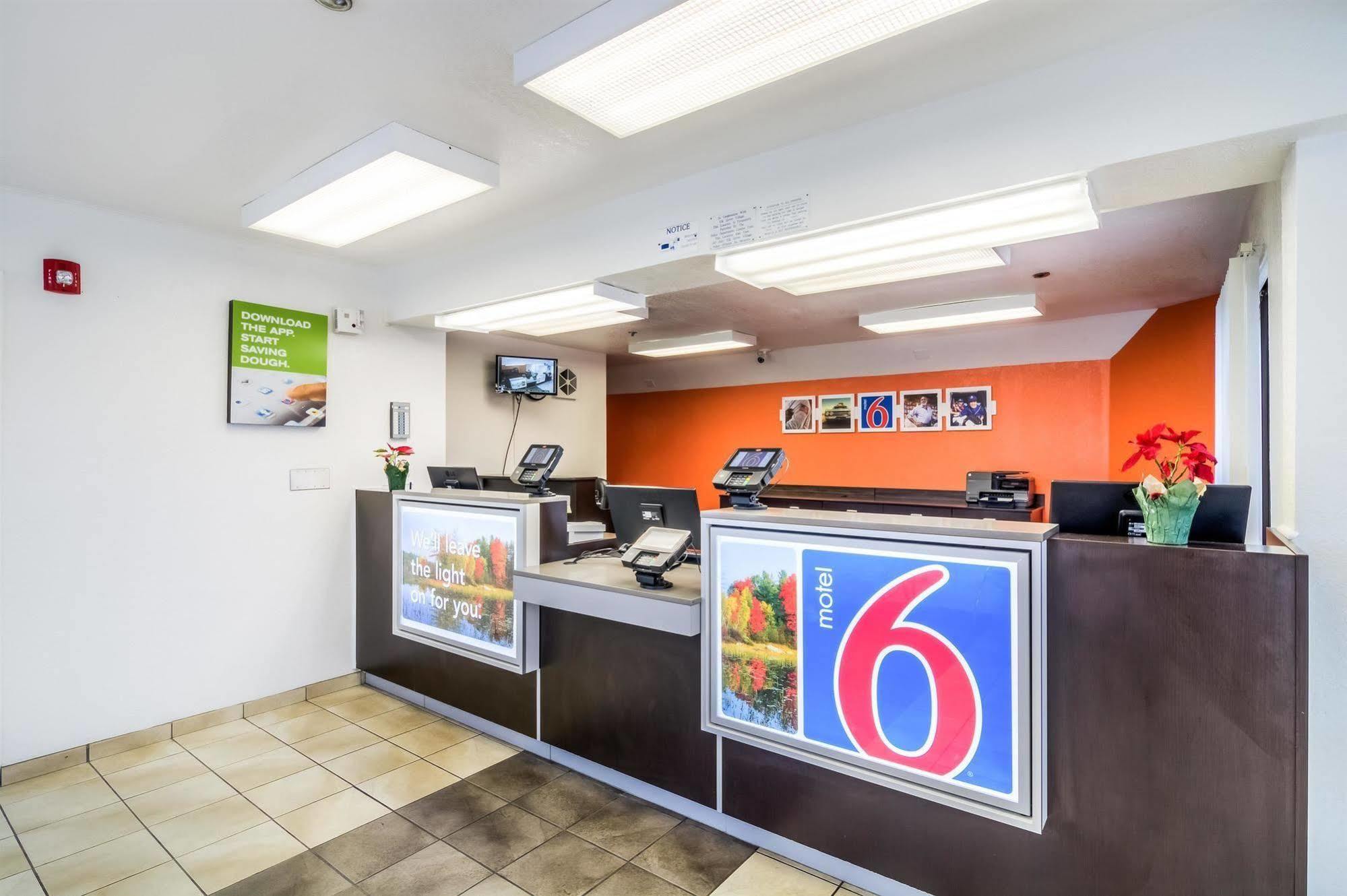 אלק גרוב וילאג' Motel 6 Chicago - Elk Grove מראה חיצוני תמונה