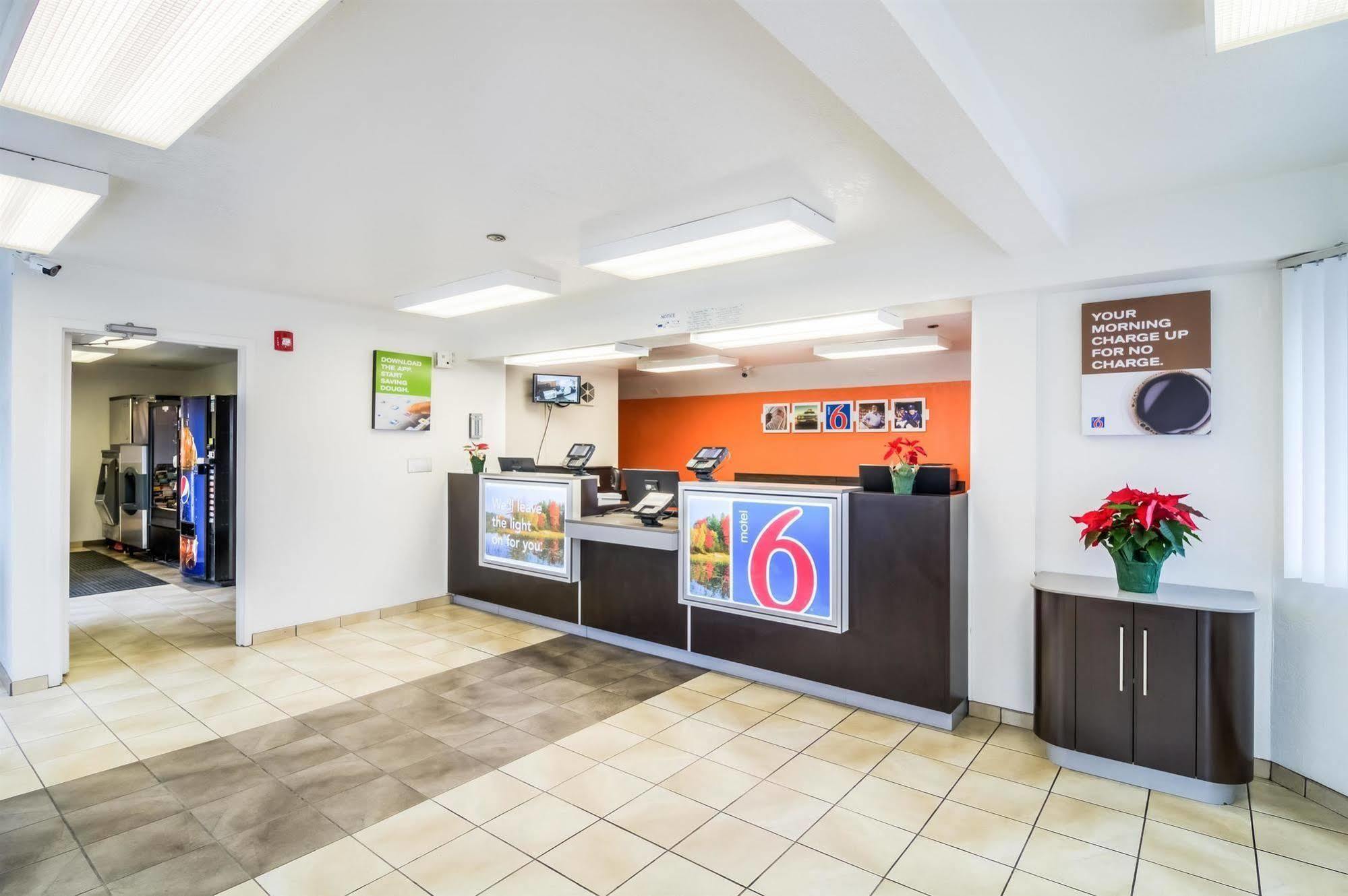 אלק גרוב וילאג' Motel 6 Chicago - Elk Grove מראה חיצוני תמונה