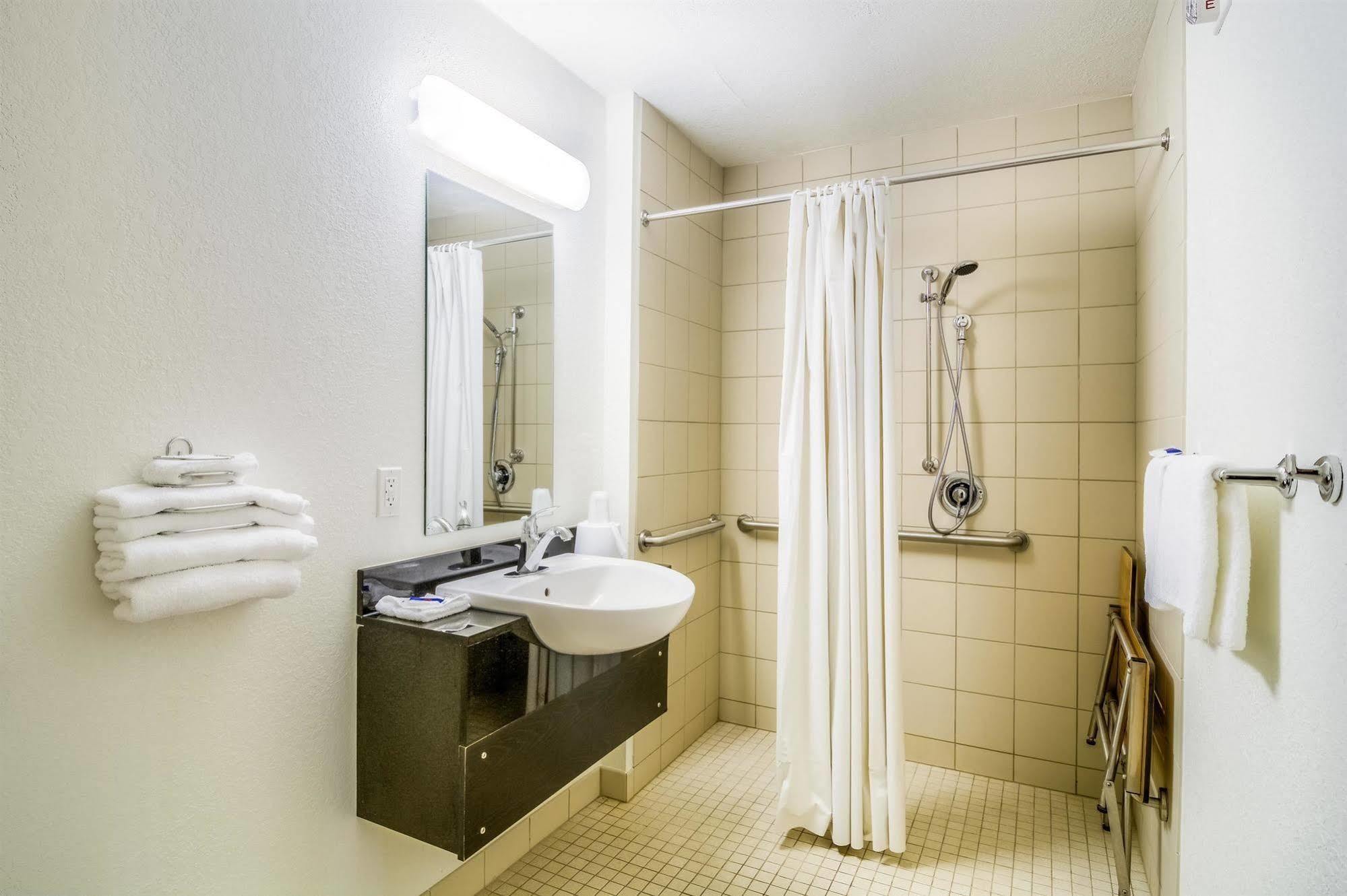 אלק גרוב וילאג' Motel 6 Chicago - Elk Grove מראה חיצוני תמונה