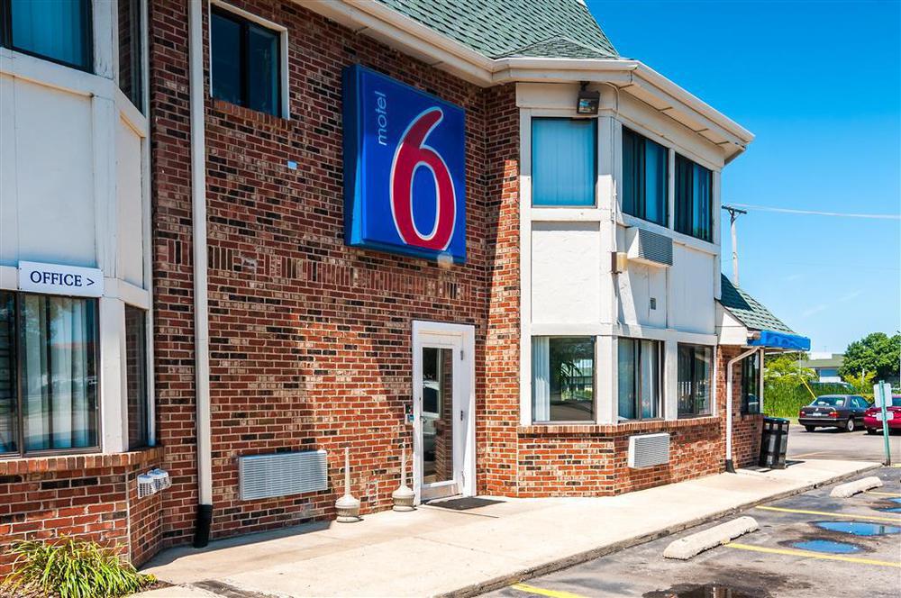 אלק גרוב וילאג' Motel 6 Chicago - Elk Grove מראה חיצוני תמונה